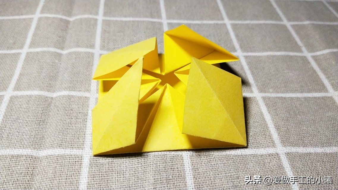 可爱的小熊手环简单手工,小兔子手环手工教程