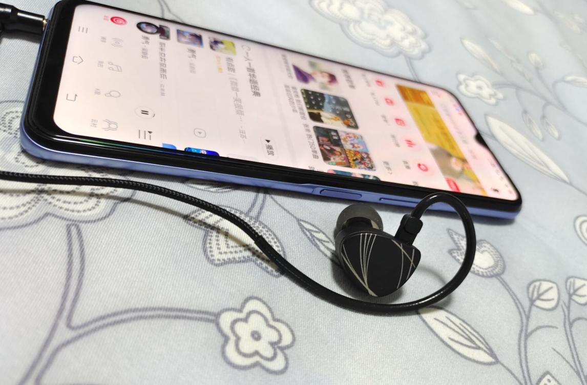 不吹不黑手机测评,不吹不黑2000元以下手机哪个好