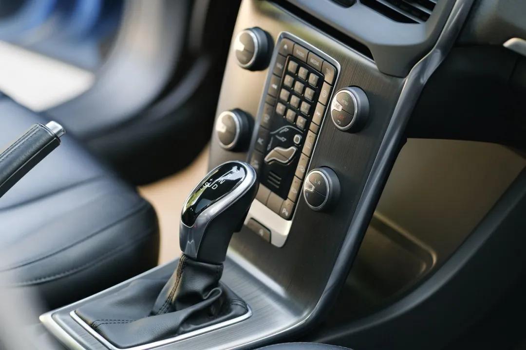 沃尔沃v40二手值得买吗,二手沃尔沃V40值得购买么