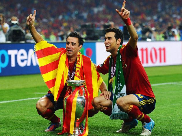 哈维生涯经典瞬间,中场大师哈维集锦