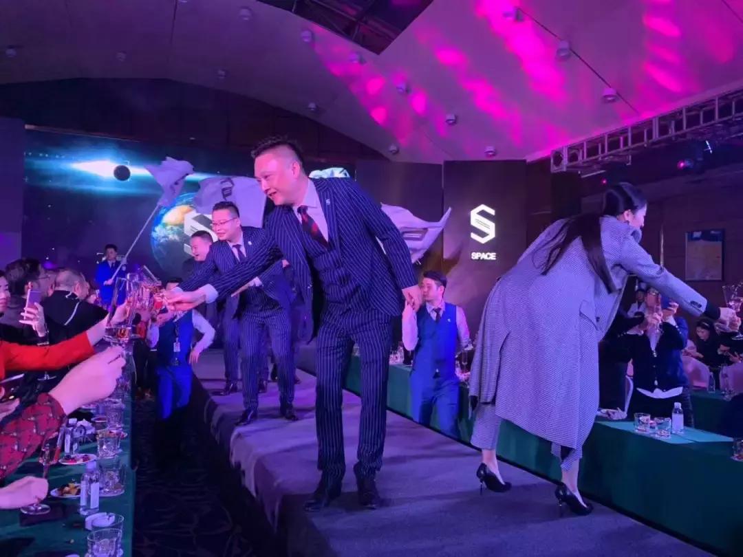 纯正西班牙派对文化空袭南充SPACE将彻底颠覆平凡的夜生活