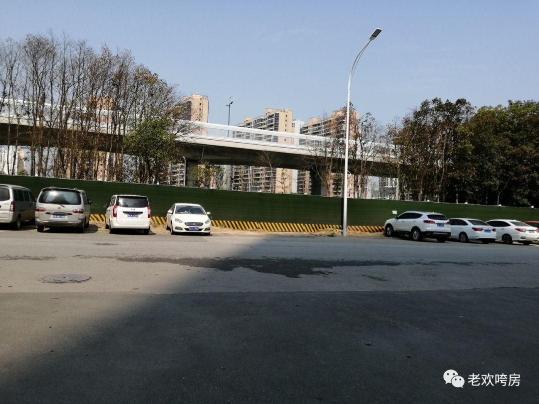 首付32万起可买自带九年制学校楼盘，可为啥却和神盘不沾边？