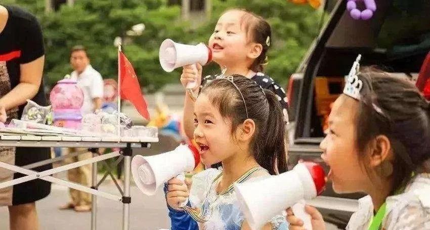 揽翠湖首届草坪文化节!水球大战各种网红游戏等你来