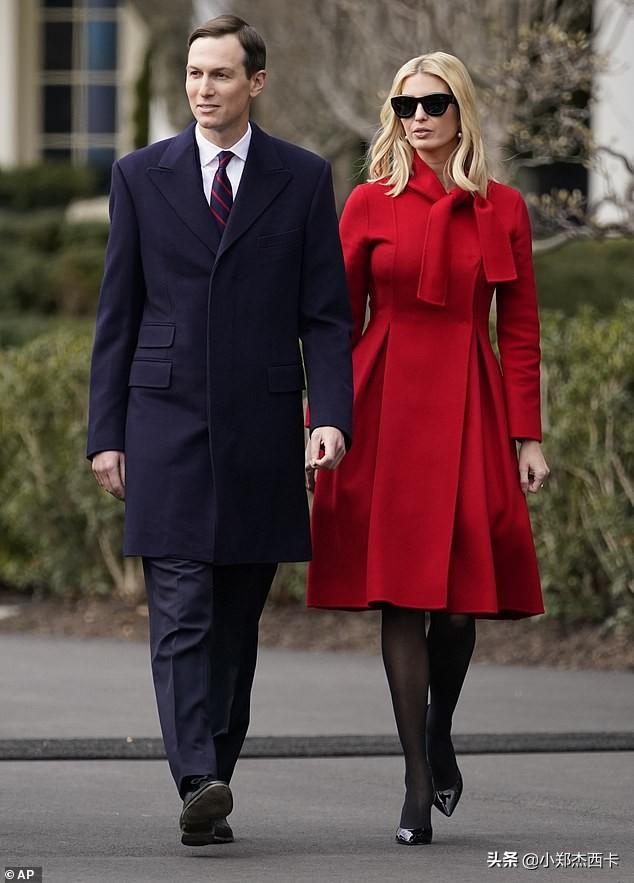 美国第一女儿伊凡儿,怎么穿显胖了10斤,可惜了她的美貌啊