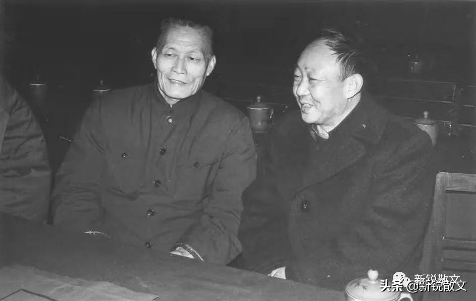 追忆鄢国培：初次见面，叫他鄢主席、鄢老师，他都说不好