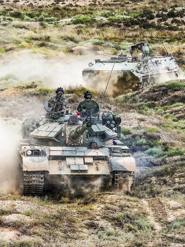 青铜峡中国军人,青铜峡黄河大峡谷军人免费吗