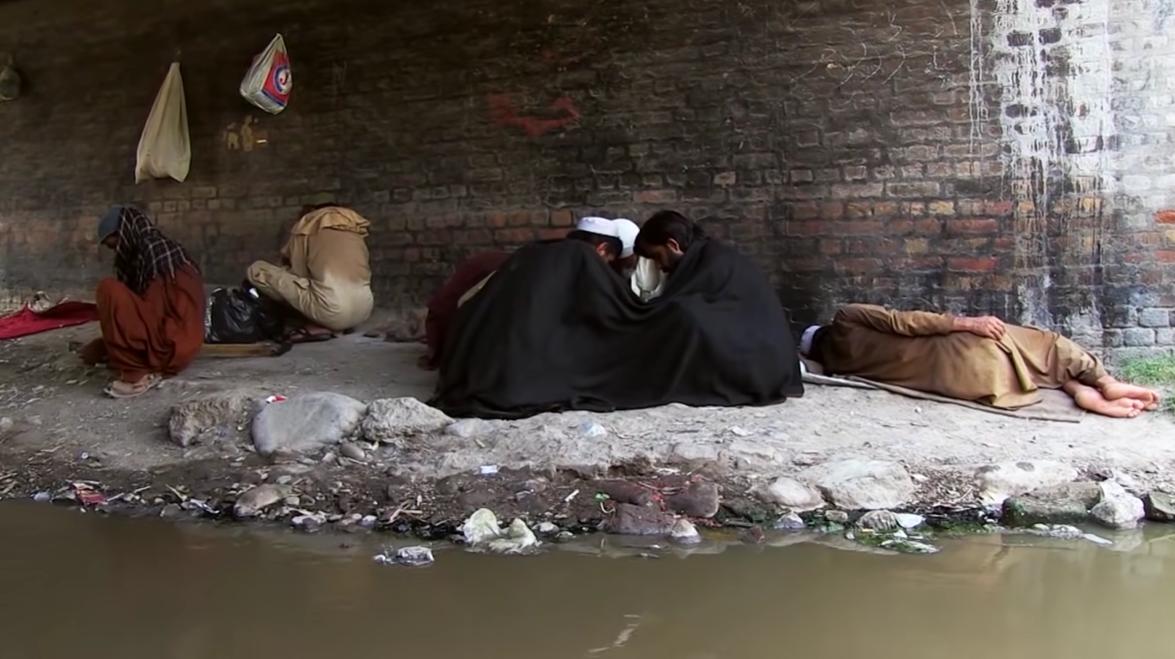 400万男童惨遭绑架性侵,沦为恋童癖玩物…警察:没空管