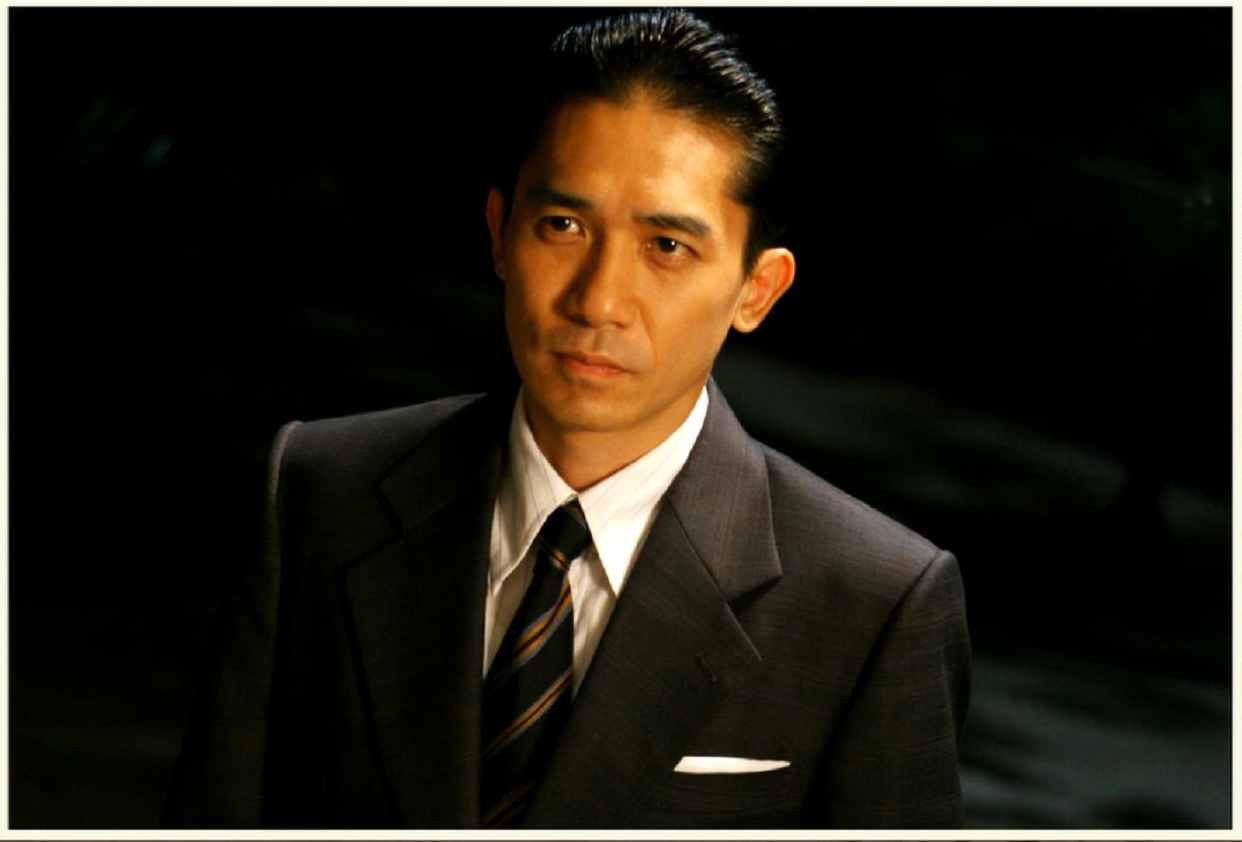 重看《色戒》，四个吸烟镜头，完美诠释出王佳芝的成长与挣扎