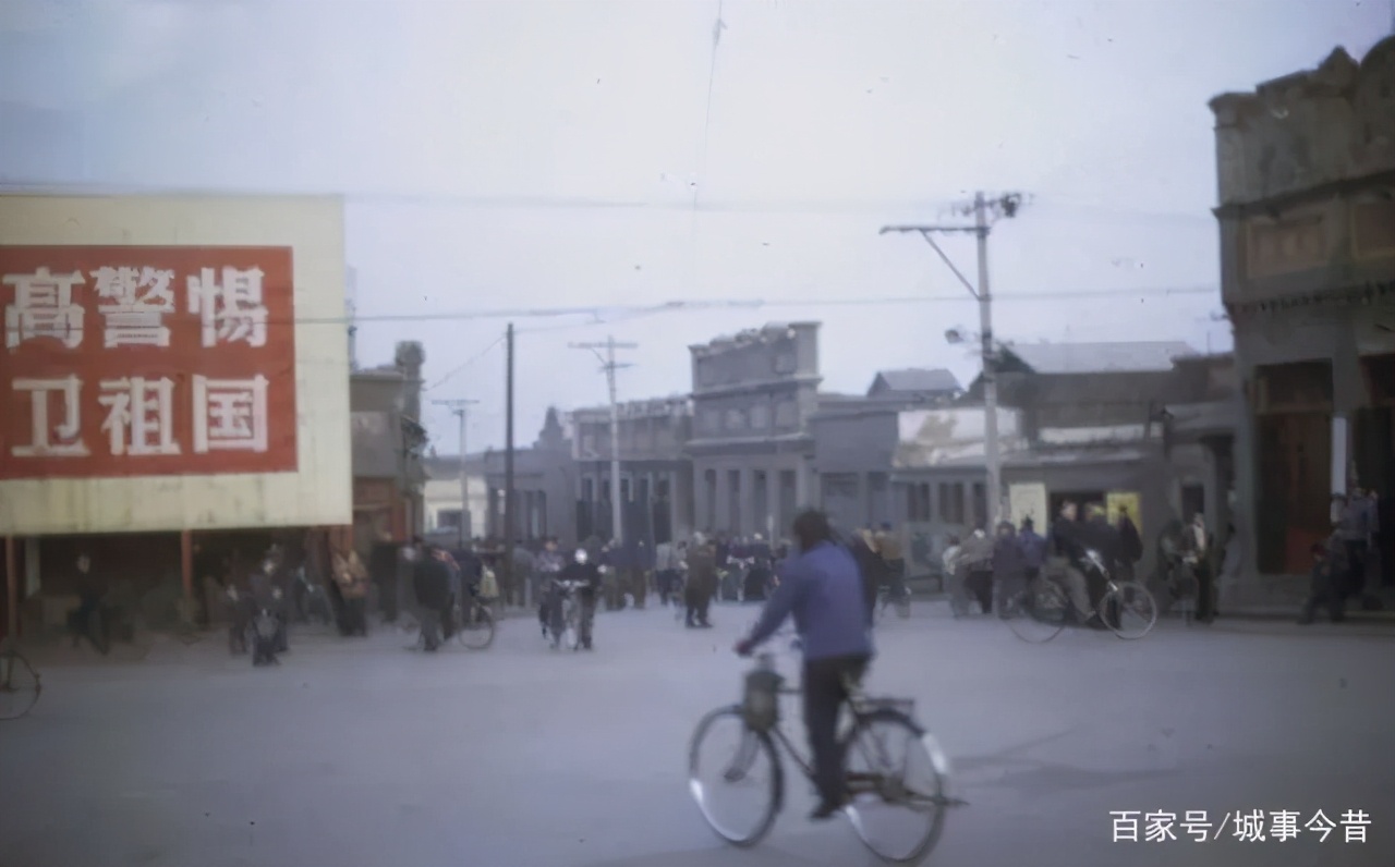 天津老复兴路老照片,天津市南京路图片