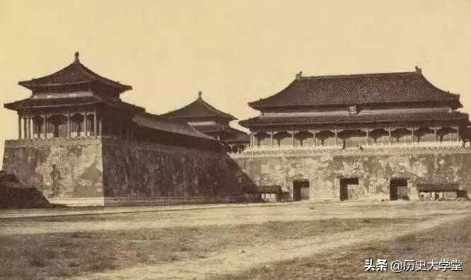 导致大明覆灭的皇帝,历代君王为什么大兴土木