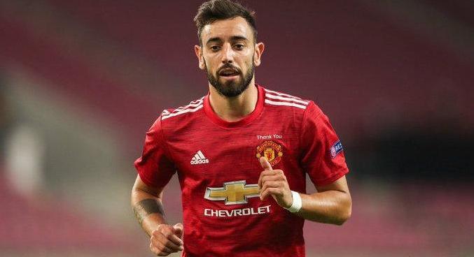 布鲁诺费尔南德斯曼联漏球过人,曼联布鲁诺费尔南德斯c罗