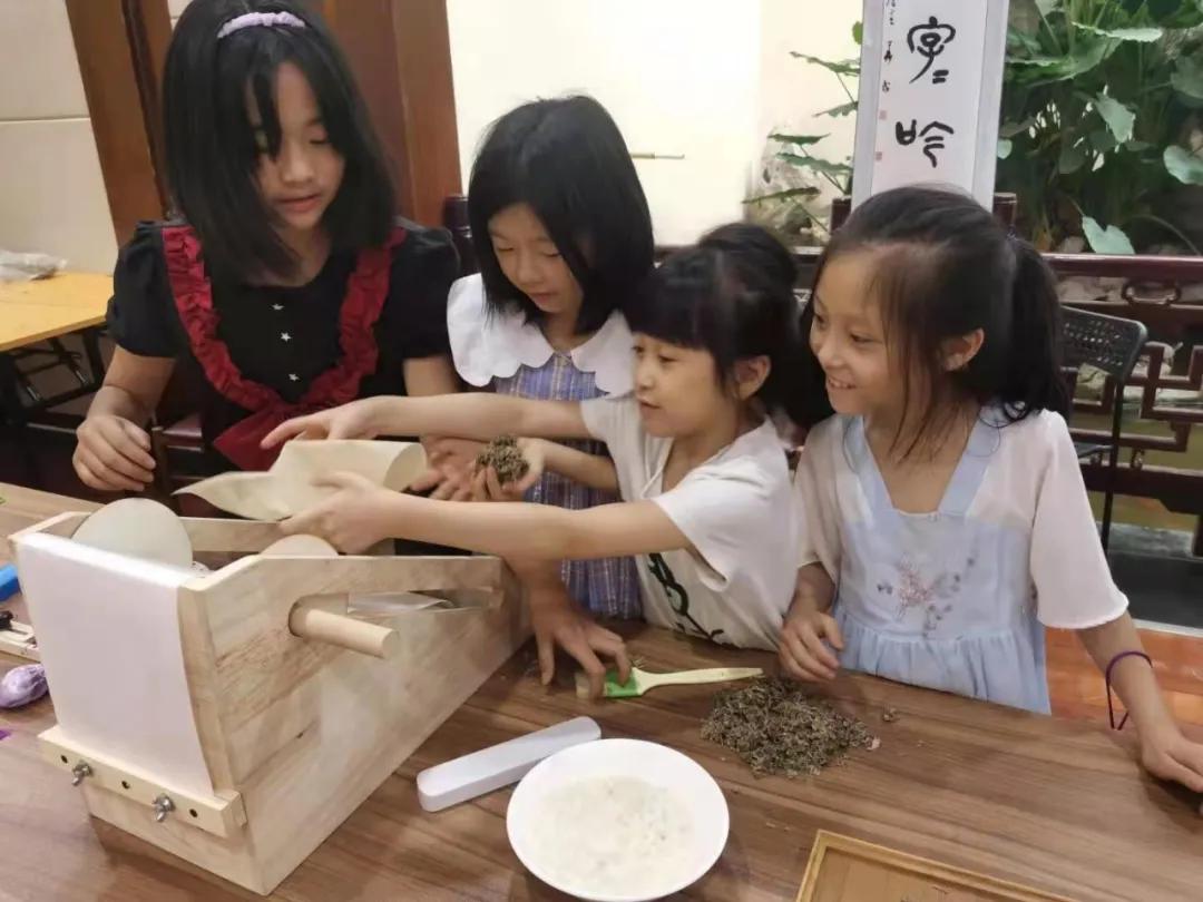 涔濈暪涔﹂櫌,涔濈暪涔﹂櫌绔崍