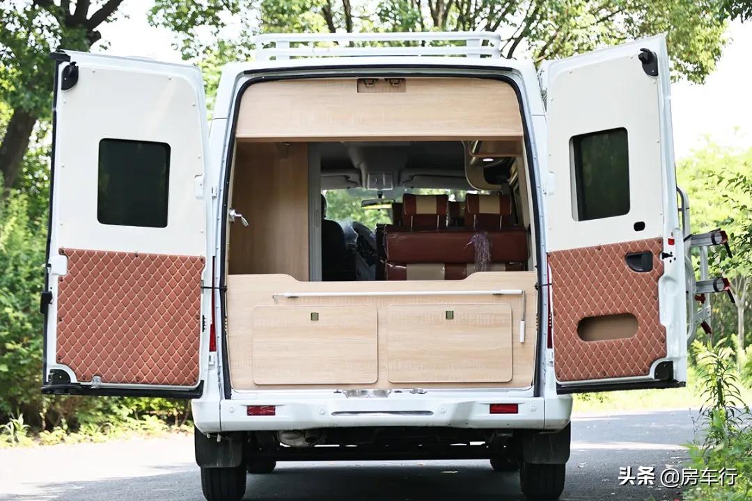 房车价格5-10万元低顶b型房车,房车大全20-30万的c型高档房车