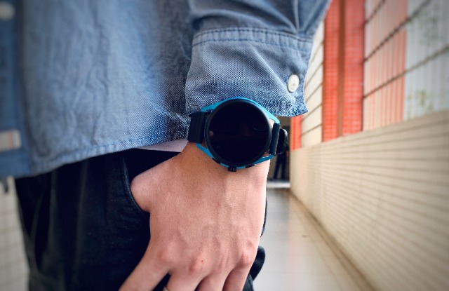 阿玛尼第五代智能手表,阿玛尼手表5a