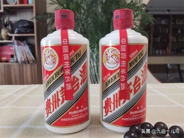 比茅台还好喝的三款酒品鉴,茅台1935和飞天茅台品鉴