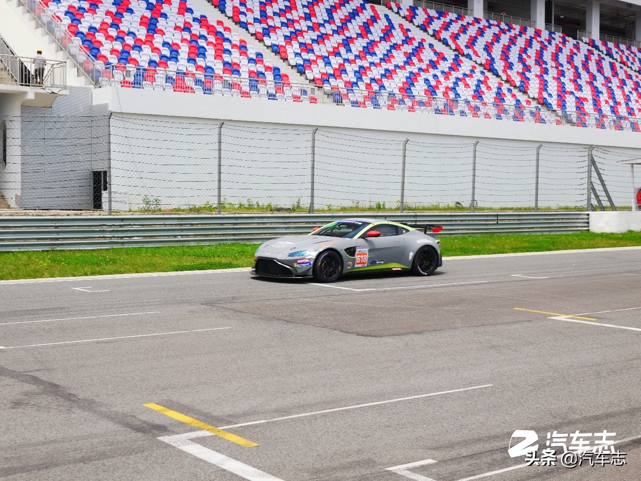 韩寒是什么级别的赛车手,韩寒是怎么成为赛车手的