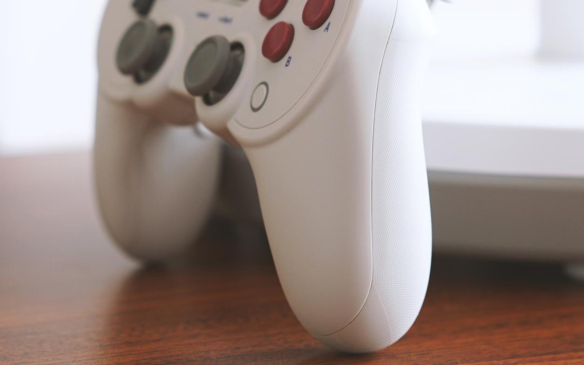 八位堂手柄pro2支持主机唤醒吗,八位堂pro2蓝牙手柄