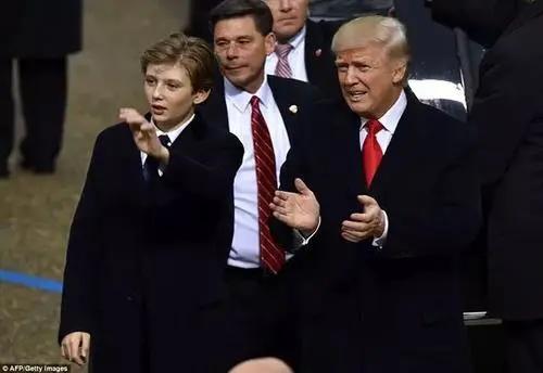 川普的小儿子颜值,川普的小儿子颜值逆天
