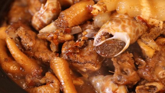 桥东爆出一锅「豪华花胶鸡」排队也要吃！还藏着一个海鲜市集