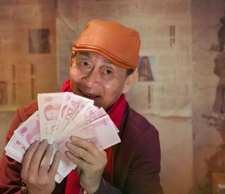 “猴年春晚”为何不请六小龄童？他的问题，比你想象的要多