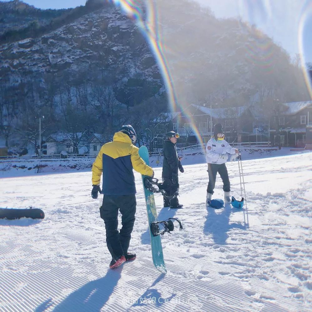 丝绸之路滑雪场民宿推荐,滑雪温泉民宿推荐