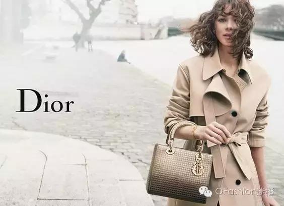 背了很多年的包,背了好几年的包