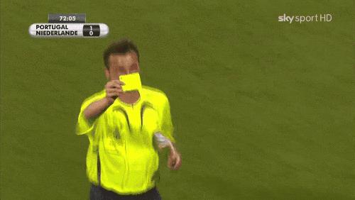 16张黄牌四张红牌的比赛,16张黄牌4张红牌裁判