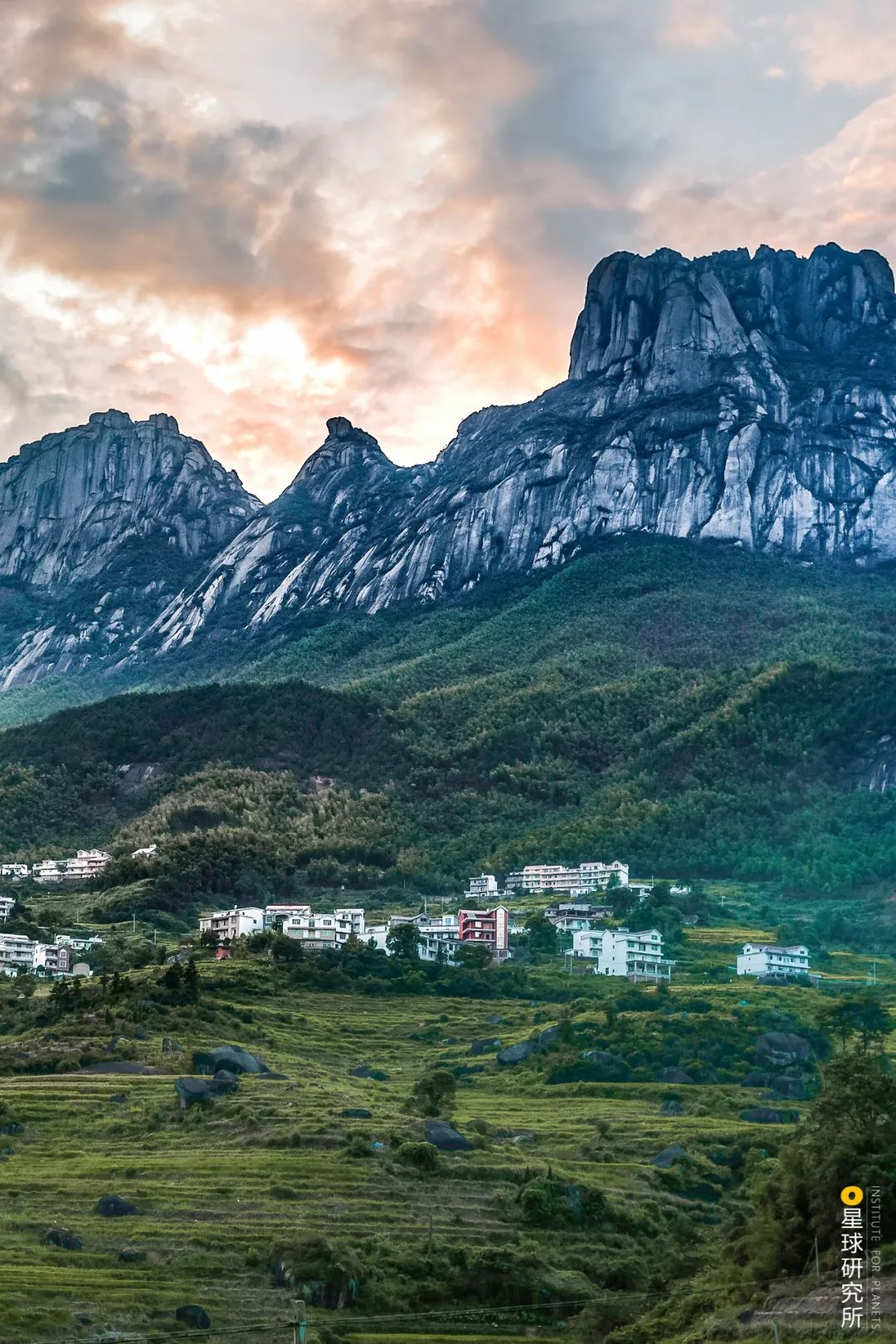 中国前十的自然风景,中国花岗岩风景