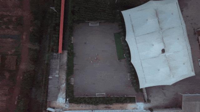 两天筹满300万！千万网友为“足球女孩”暴走