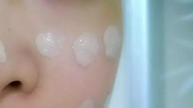 蜜丝佛陀粉底霜干皮测评,蜜丝佛陀粉底液三合一怎么上妆