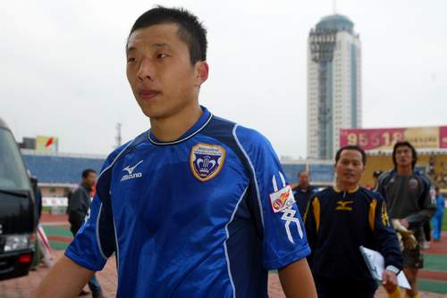 2005年武汉足球七连胜,中超深足3-0武汉长江终结五连败