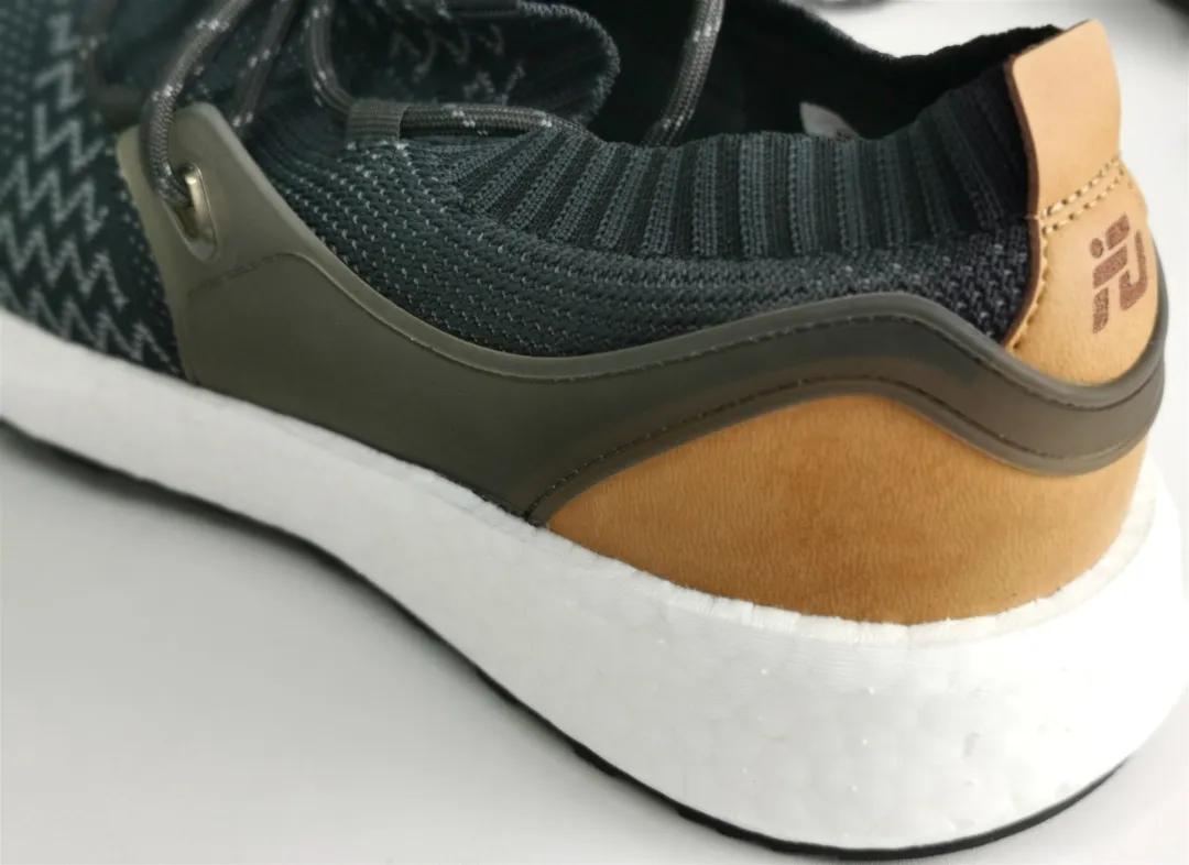 adidas踩屎感最好的鞋子,踩屎感运动鞋推荐阿迪达斯