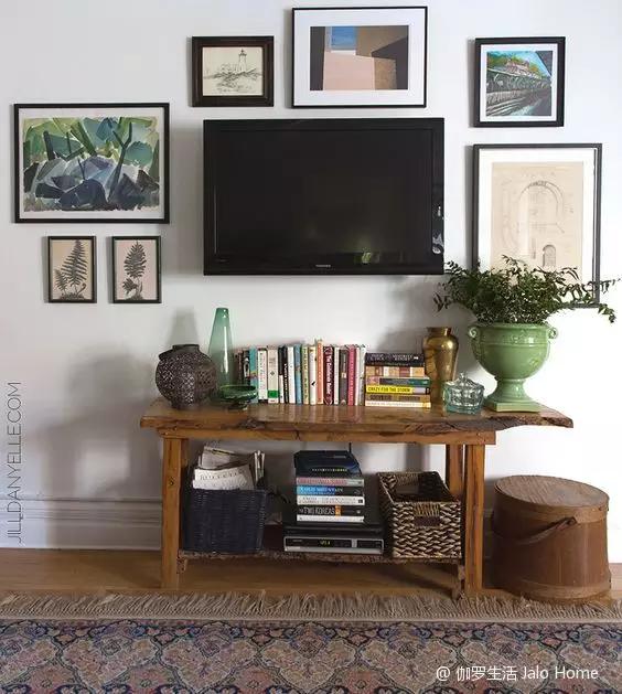 客厅可以有电视，但不该成为主角，它们可以摆成这样