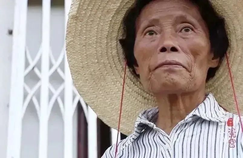 91岁老奶奶打造一座千年瓷宫,80岁老人打造千年瓷宫在哪