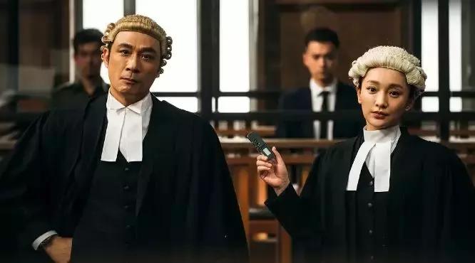 为了当好女法官，我看了几百部恐怖片