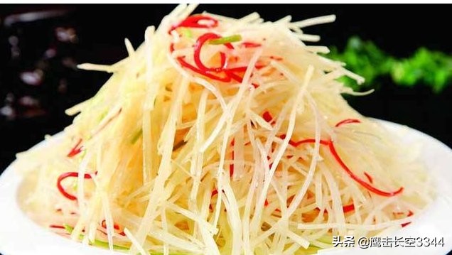 怎样做土豆泥才好吃不加黑胡椒粉,炒土豆泥放多少生粉