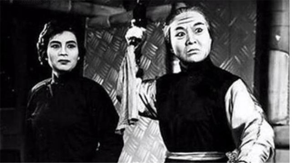 双枪老太婆结局如何？周总理希望刀下留人，毛主席嘱托善待其家属