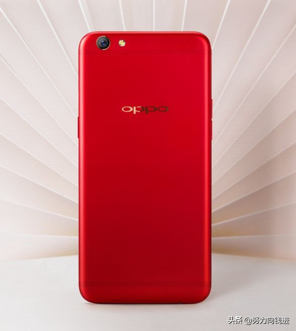 oppo联名最值得购买的一款,oppo比较好且亲民的款式