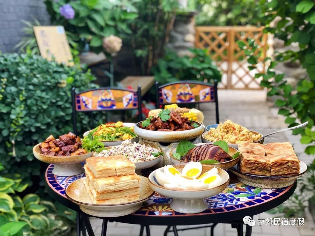 丝绸之路滑雪场民宿推荐,滑雪温泉民宿推荐