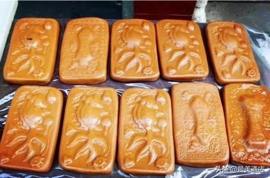 这对夫妻把渔民都嫌弃的破旧石头房，改成3个超美的民宿，美爆了