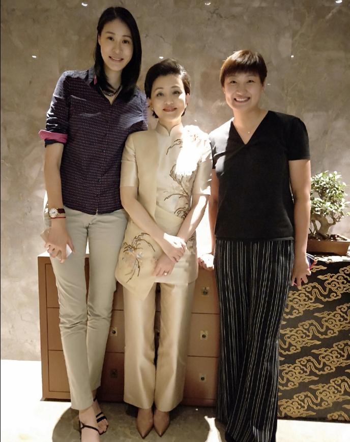 女排黄金一代杨昊,女排杨昊个人简介