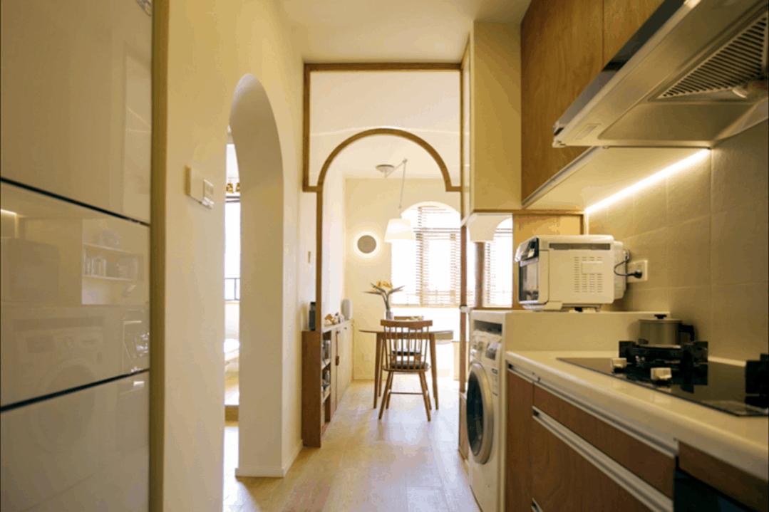 从180㎡搬到45㎡，三口之家越住越小，女儿却说现在最好