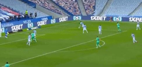 本泽马进球被吹越位视频,本泽马进球算不算犯规