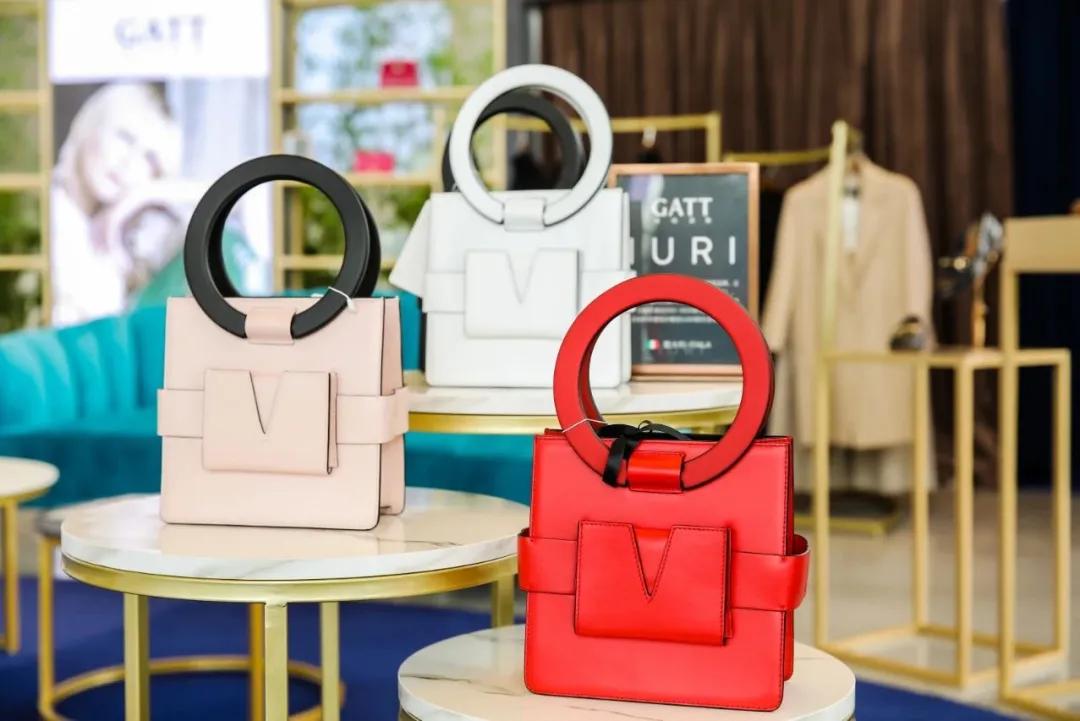 “进博会”进苏州，绿地贸易港“进博同款”商品巡展首站启幕