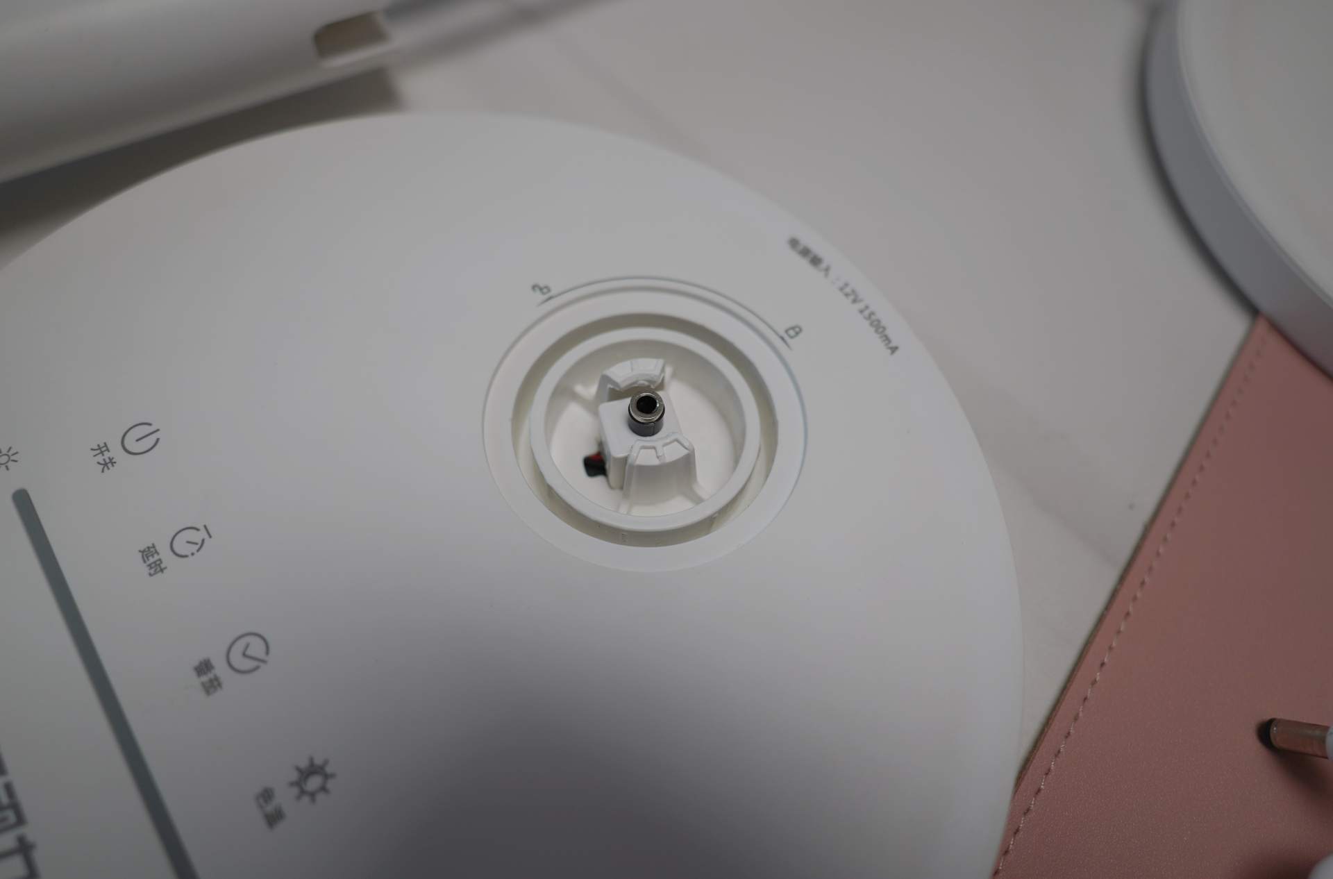 护眼台灯台式和落地款如何选,高性价比护眼台灯选择