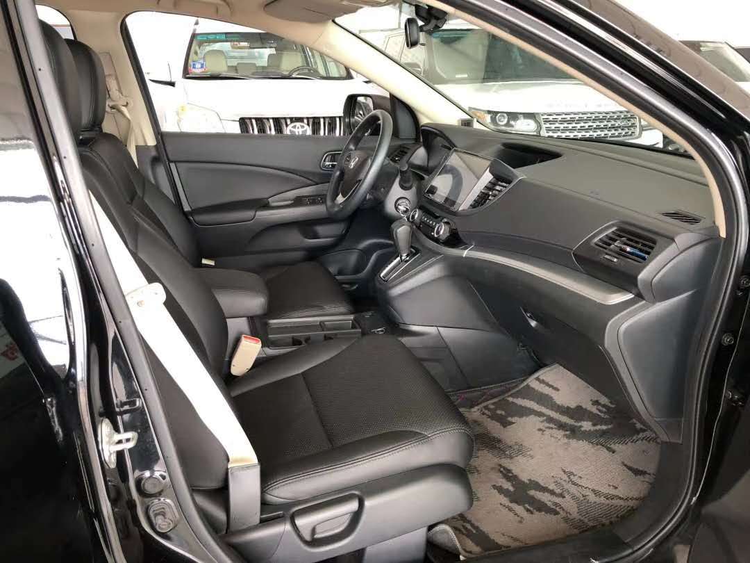 2016款本田crv2.0都市版,本田cr-v两驱都市版安全配置