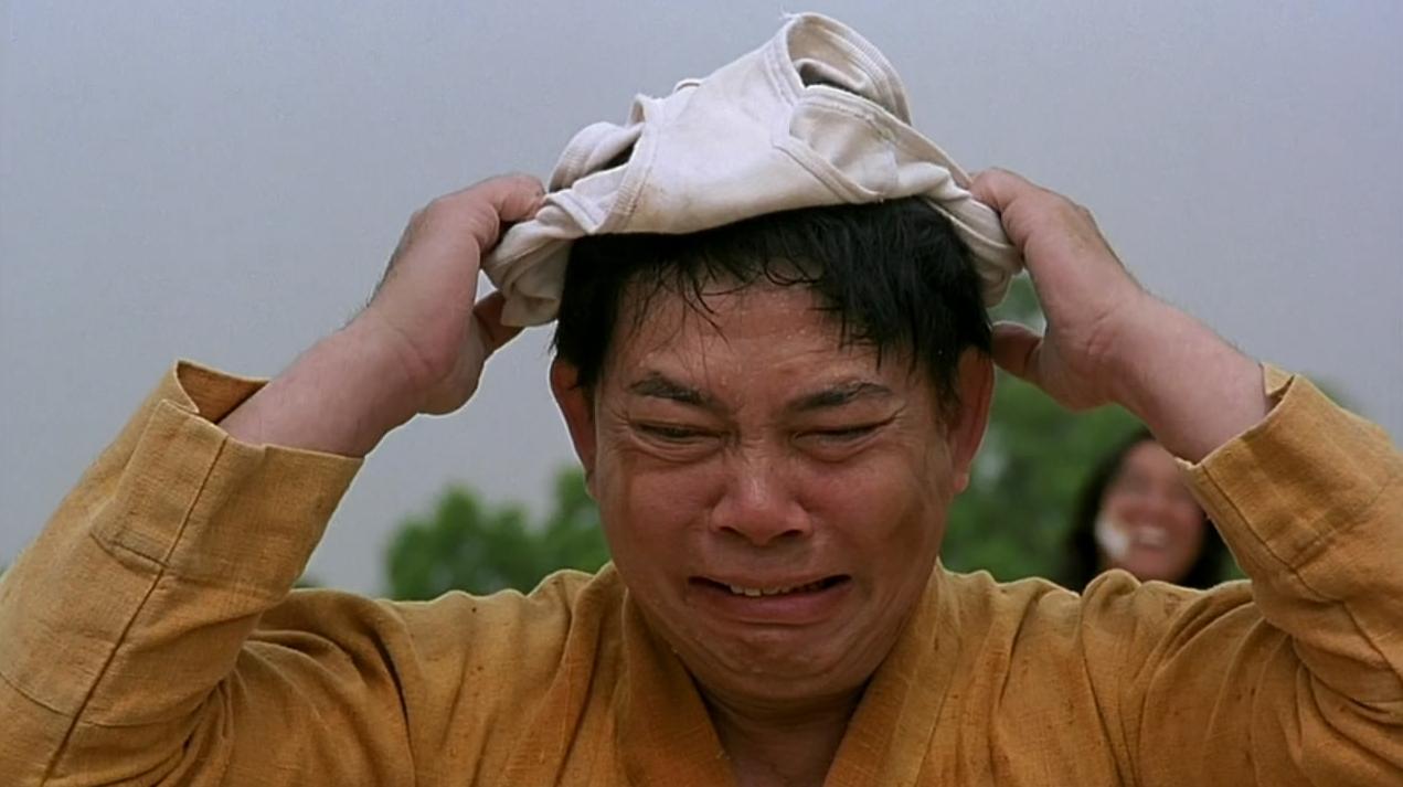 周星驰黄一飞表演节目,周星驰和黄一飞被酒瓶砸的视频