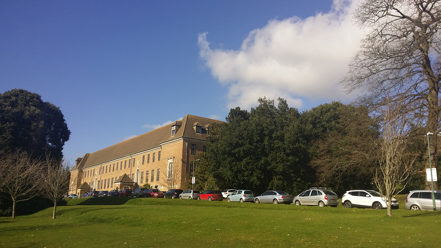 埃克塞特大学为什么那么多人去读？