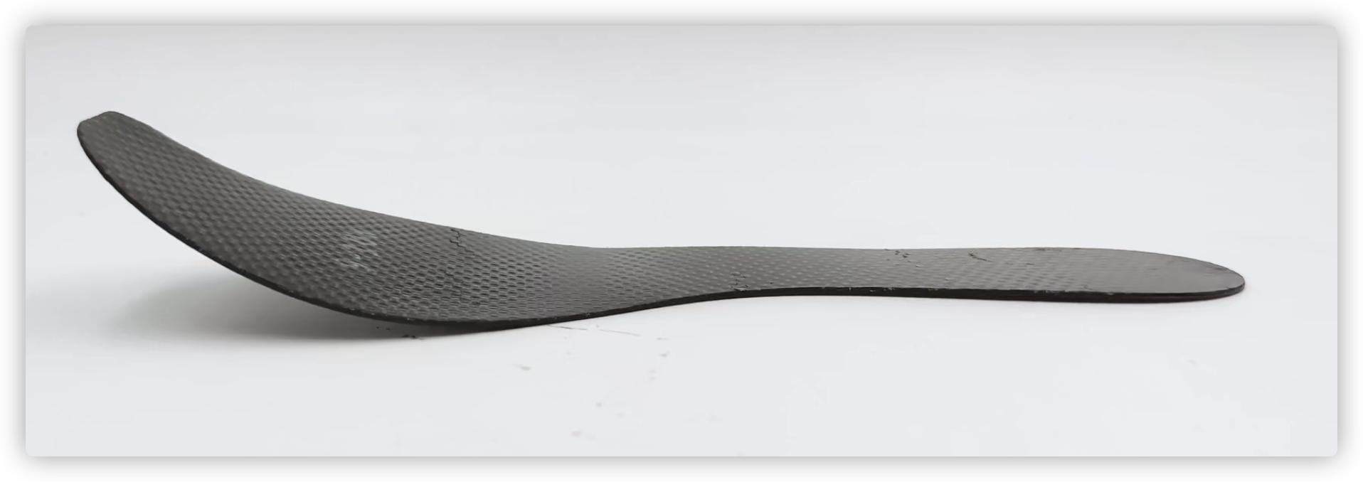 亚瑟士跑鞋宽楦系列测评,亚瑟士跑鞋矩阵2023