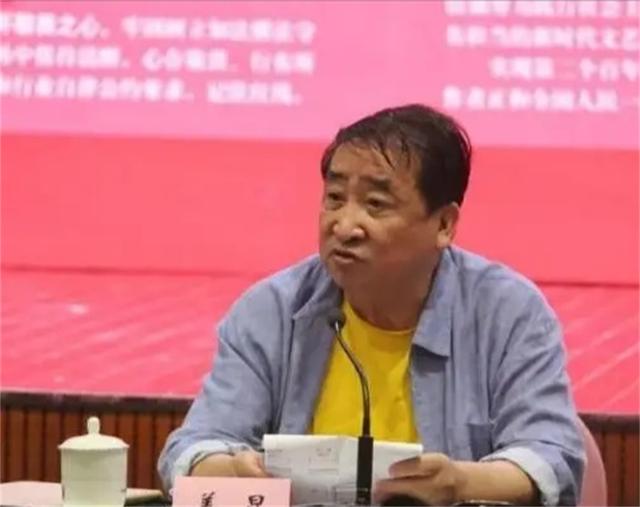 郭德纲和姜昆的雅俗论,德云社讨论姜昆